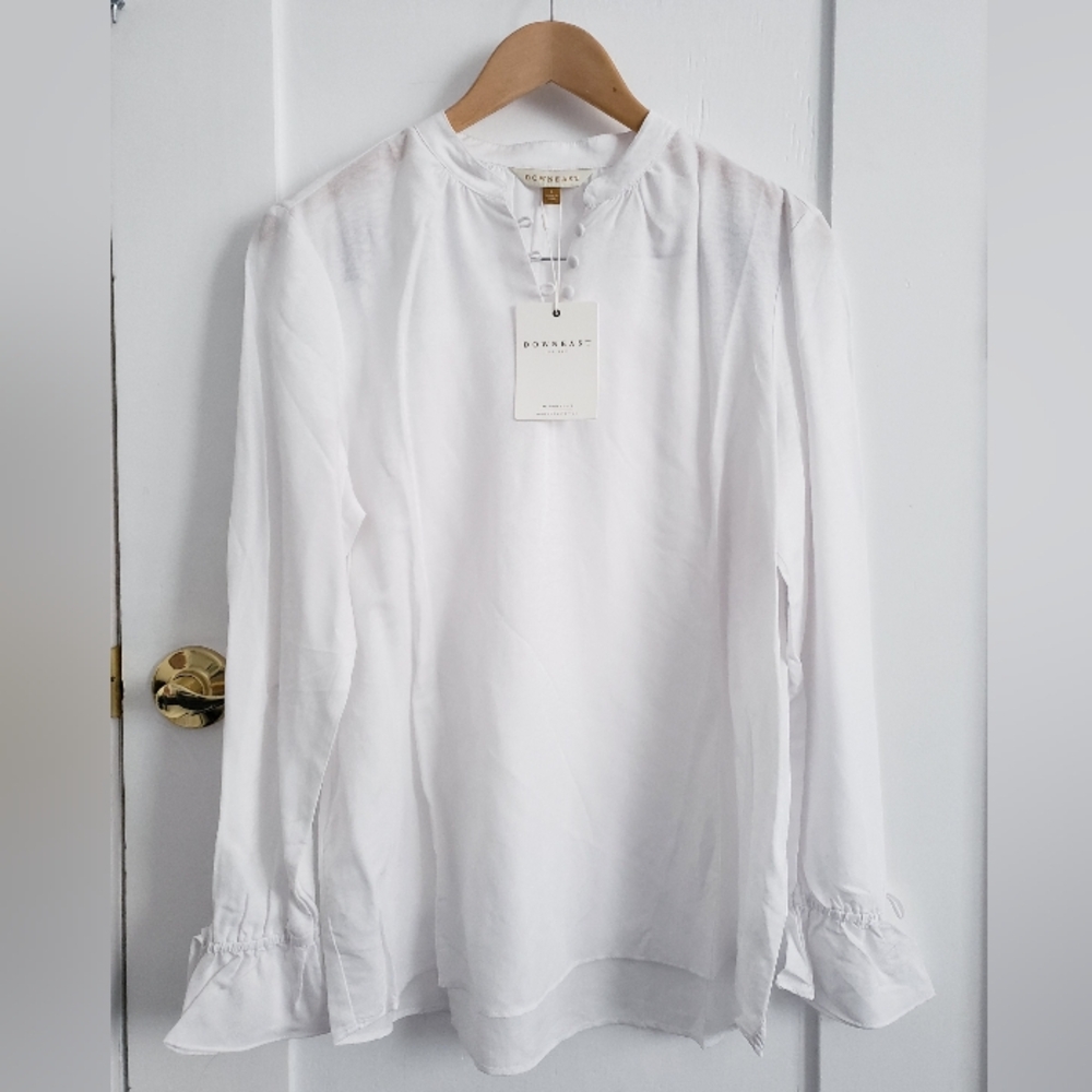 New Downeast White Poet Blouse Romantic Cottage Historical Ruffle Sleeve